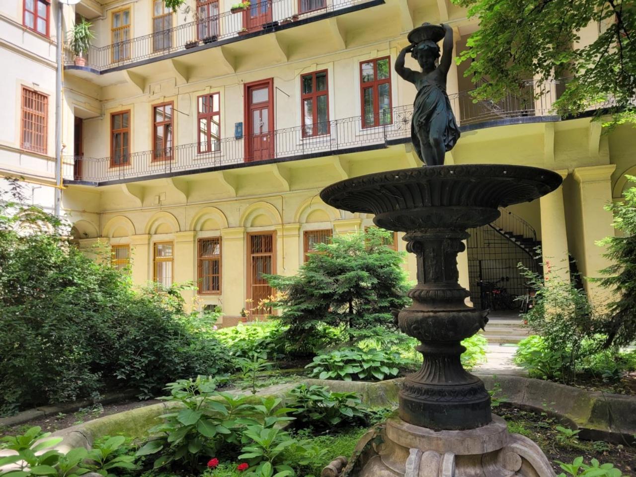 Liszt Studio Budapest Eksteriør bilde